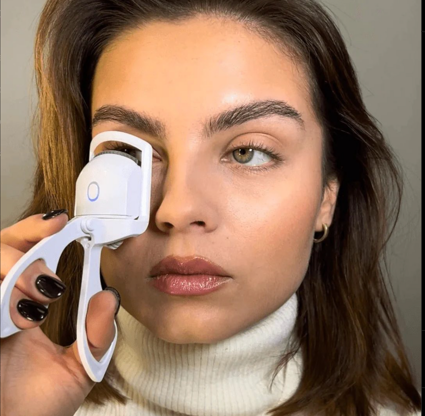 Vylora™ - Heated Eyelash Curler